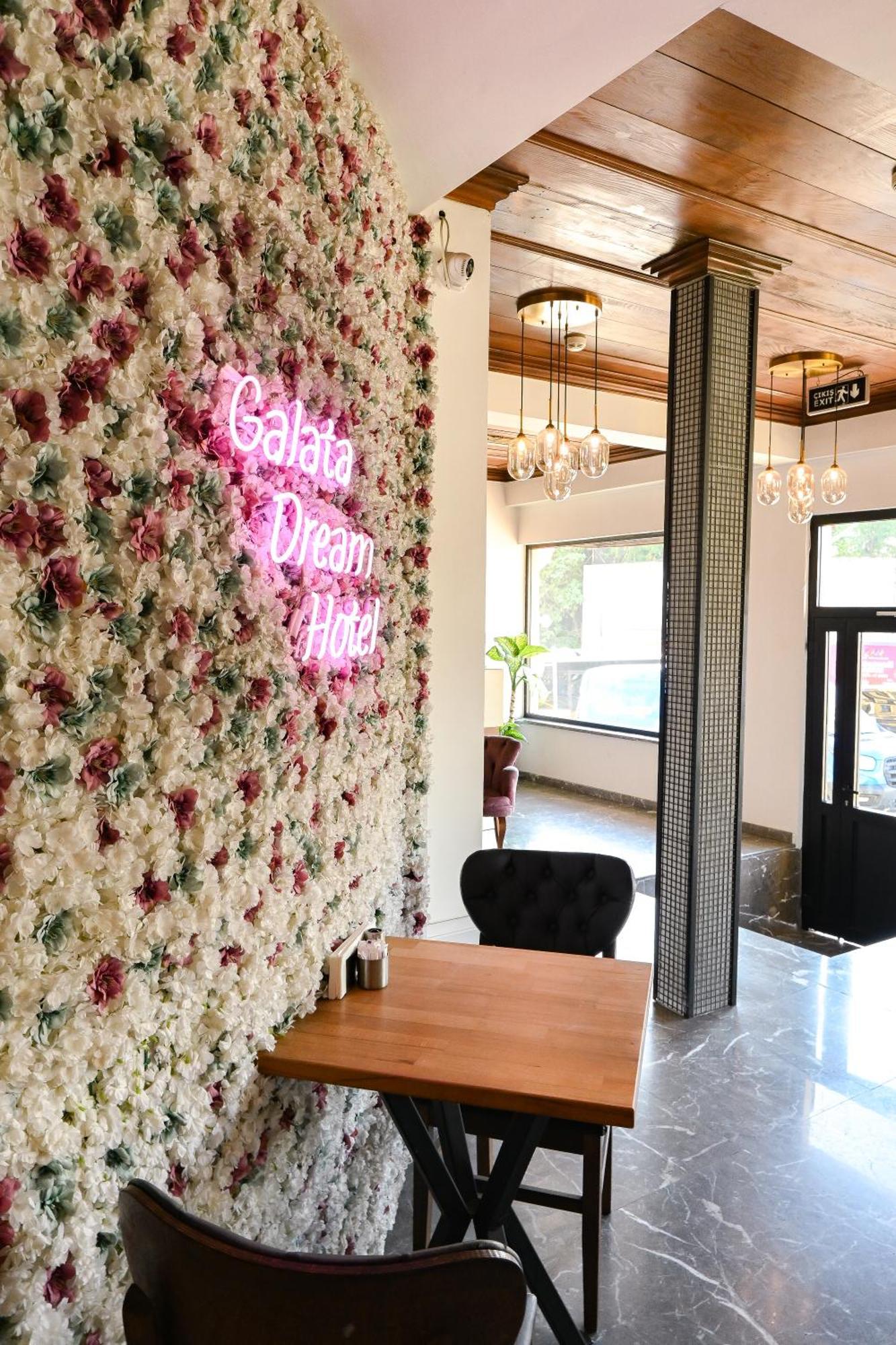 Galata Dream Hotel Istanbul Exterior photo